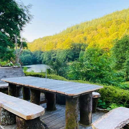 Appartement Aux Sources De La Chabanne Saint-Hilaire-les-Courbes Luaran gambar