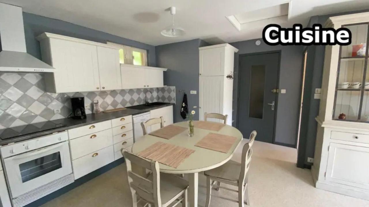 Appartement Aux Sources De La Chabanne Saint-Hilaire-les-Courbes Luaran gambar