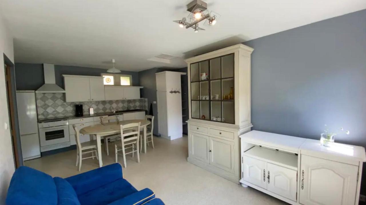 Appartement Aux Sources De La Chabanne Saint-Hilaire-les-Courbes Luaran gambar